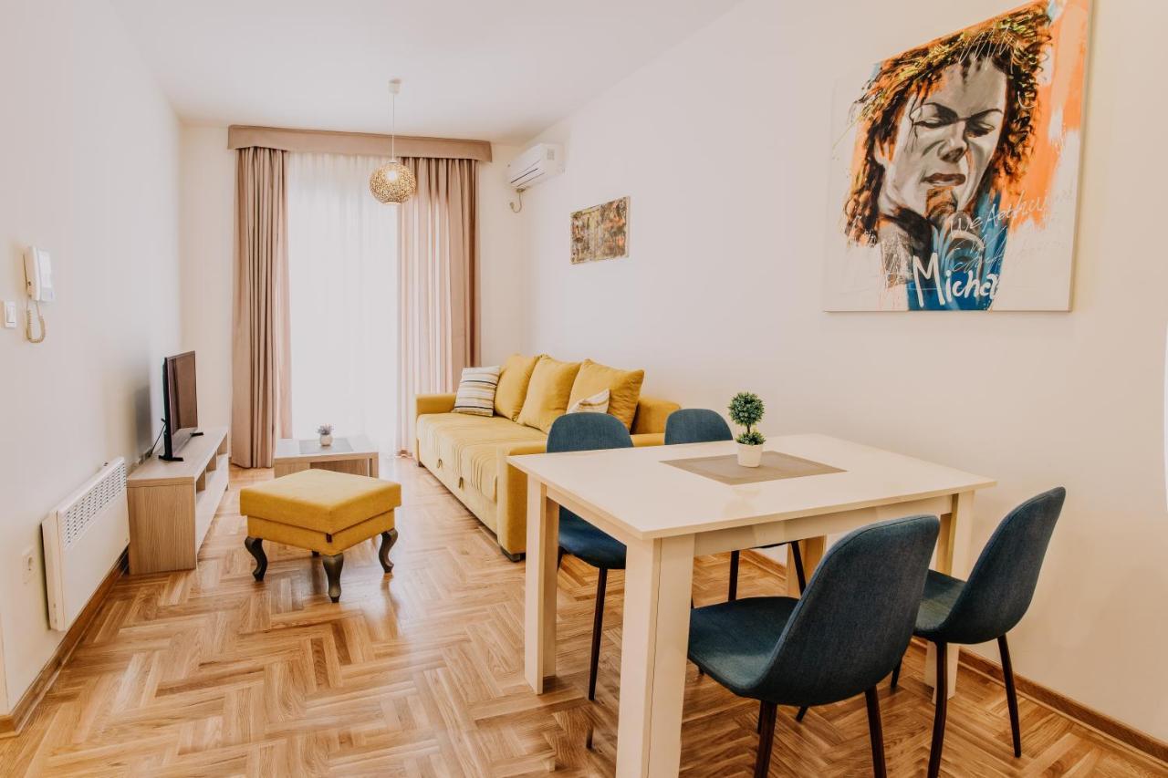 Апартаменты Peace 2 With Parking *